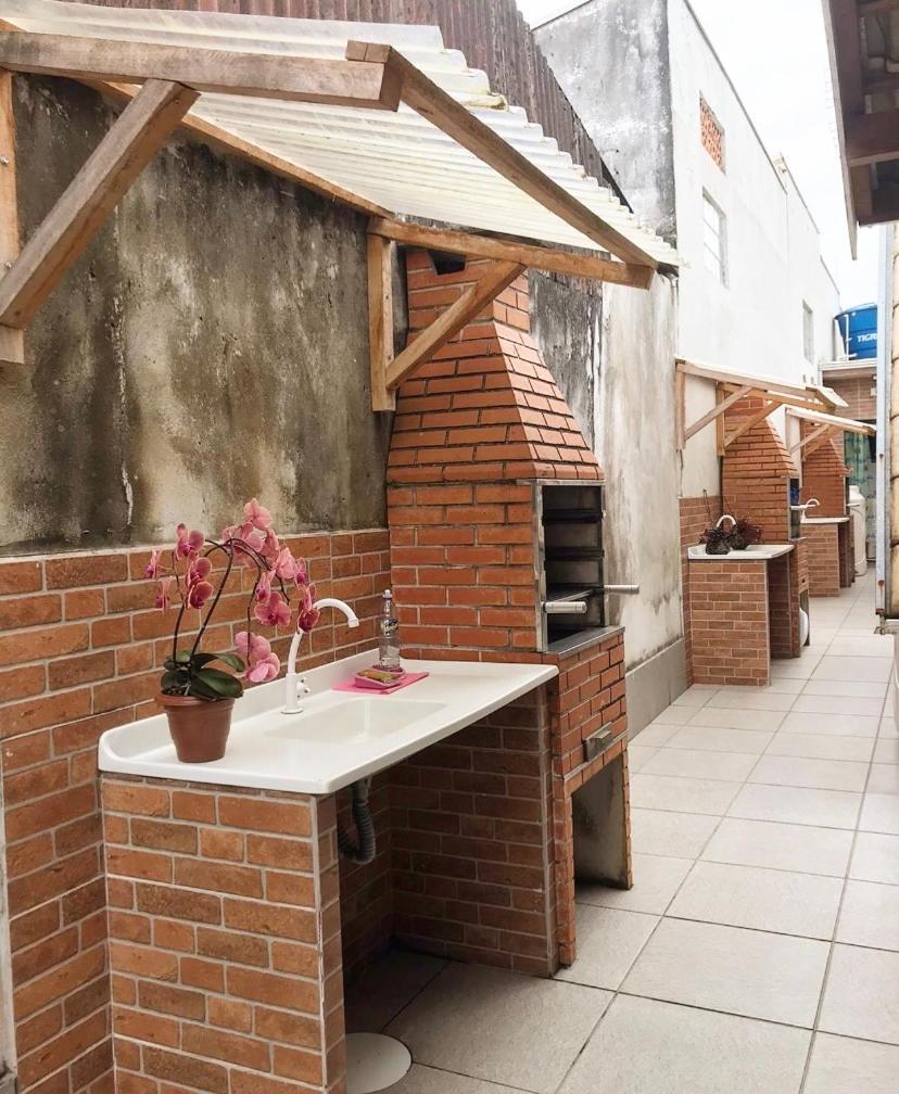 Residencial Chales Riviera Matinhos Eksteriør billede